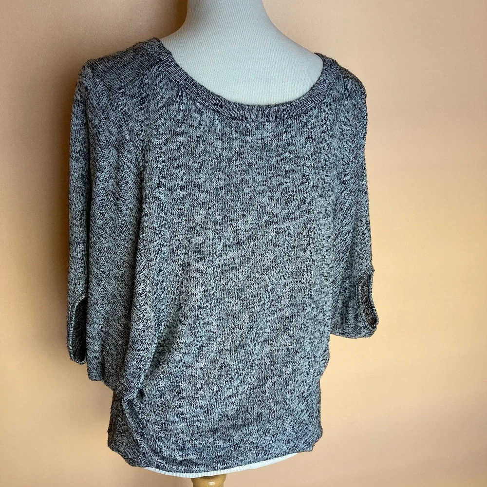 Styleus Batwing Sweater - Picture 2 of 2